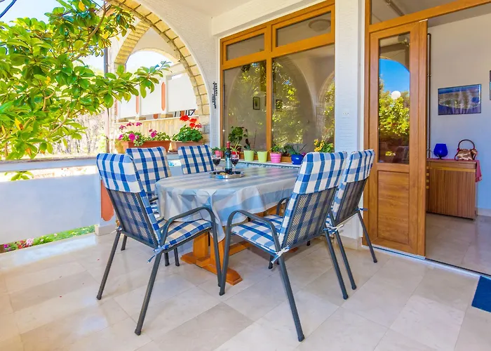 布兰卡公寓 公寓 普利拉卡