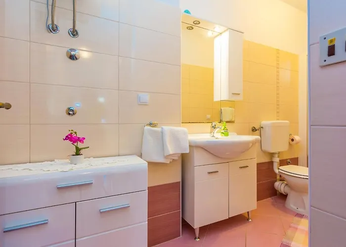 布兰卡公寓 普利拉卡