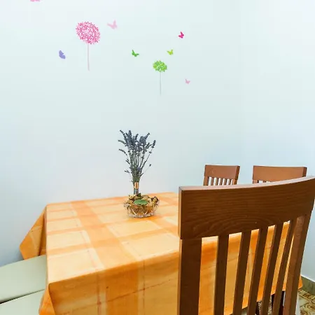 Blanka Apartments *